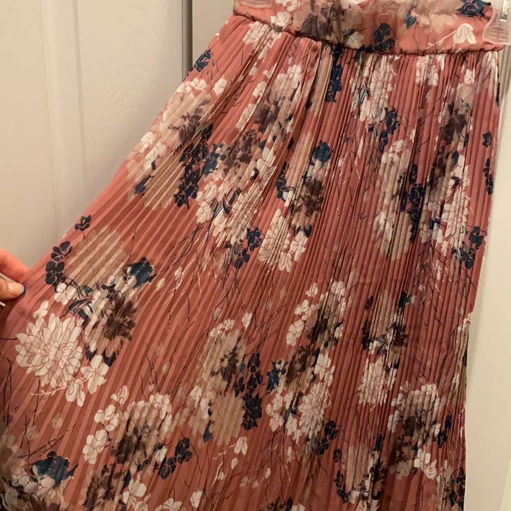 Pleated Midi Skirt